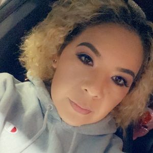 Meet your Posher, Marisol